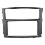 Рамка переходная AWM 781-24-101 Mitsubishi Pajero IV 2007->(под штатную магнитолу) Рамка переходная AWM 781-24-101 Mitsubishi Pajero IV 2007->(под штатную магнитолу)