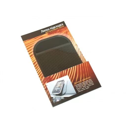 Килимок антиковзкий на торпедо 145х85 мм чорний